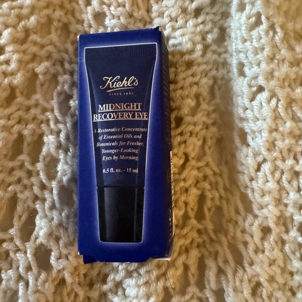 Kiehl’s Midnight Recovery Eye Cream